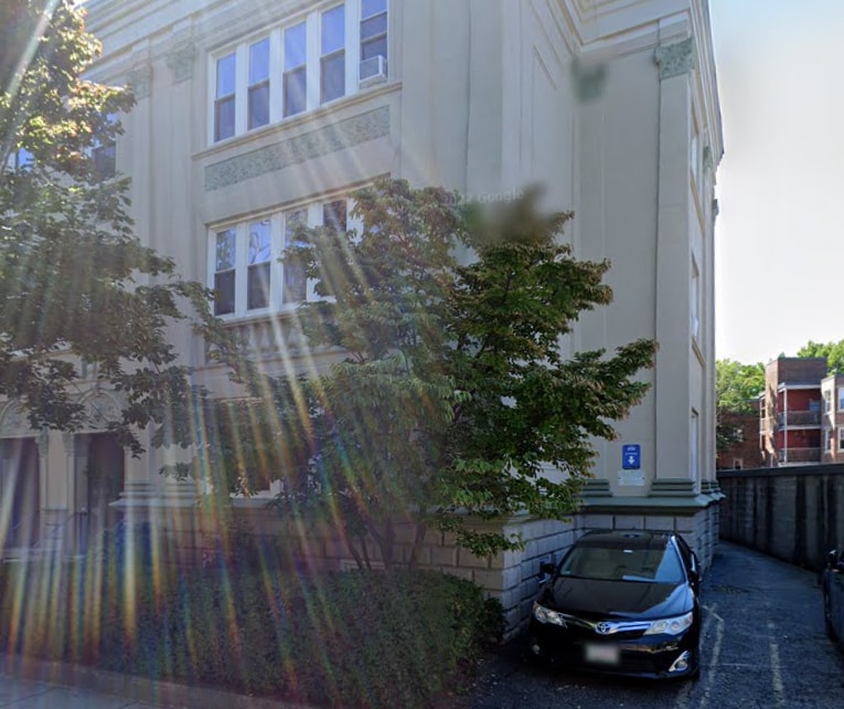 Primary Photo - 76 Egmont St