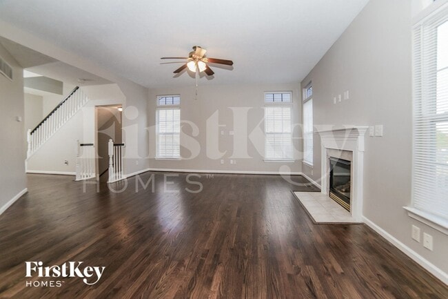 Building Photo - 604 Indian Lake Dr