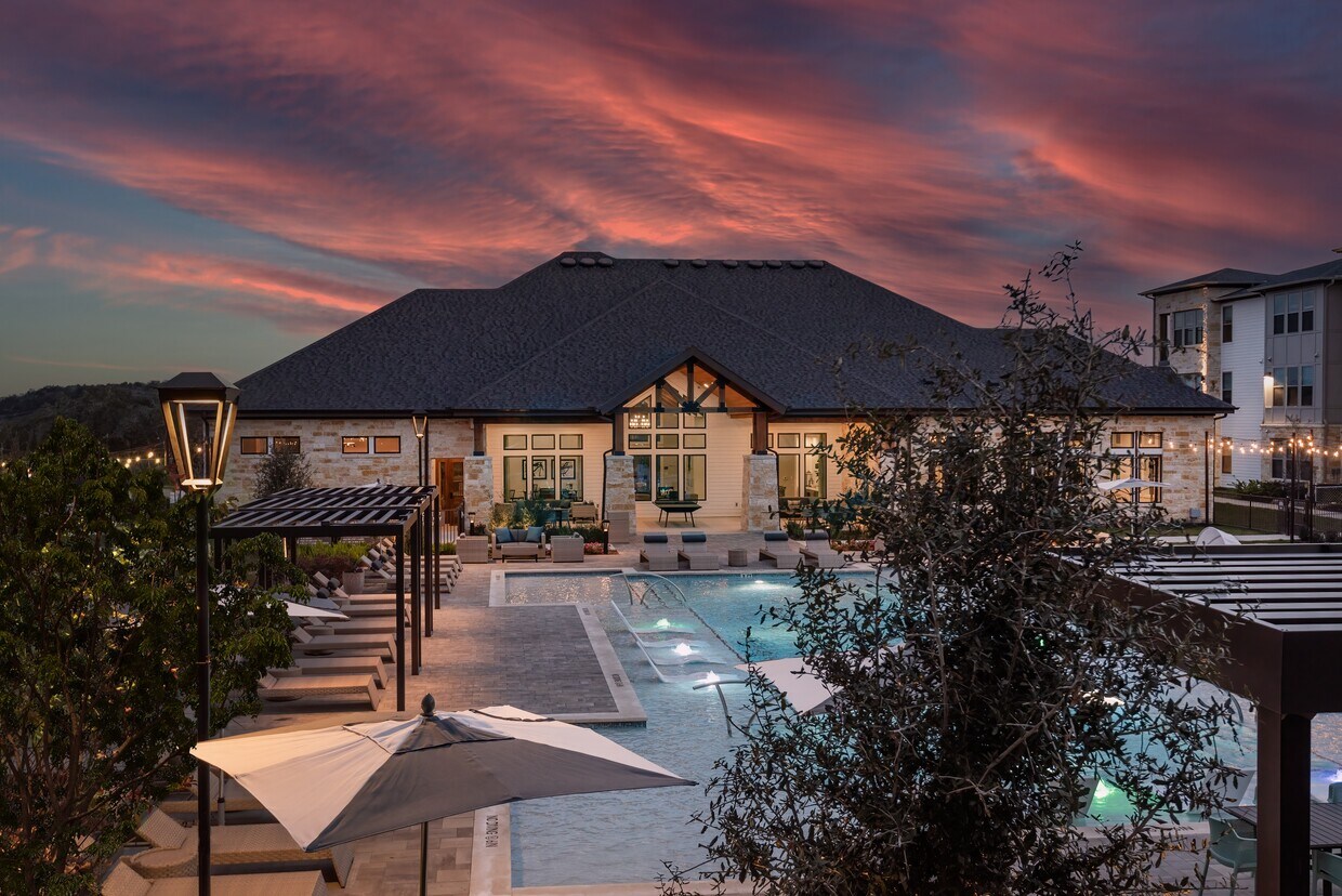 Allora Kinder Ranch Apartments in San Antonio, TX