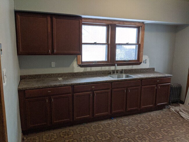 Foto del edificio - 17289 Bentler St