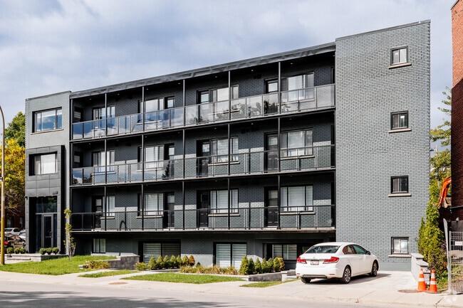 Photo du bâtiment - 5695 Rue Saint-Jacques