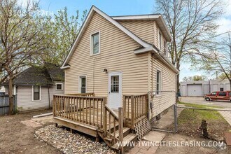 Building Photo - 3108 E 37th St