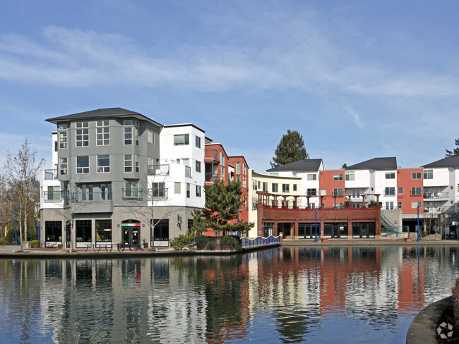 Building Photo - Tualatin Mews