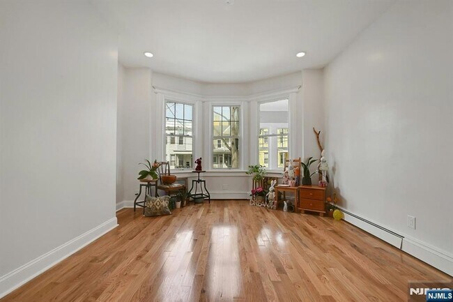 Foto del edificio - 158 Edgar St