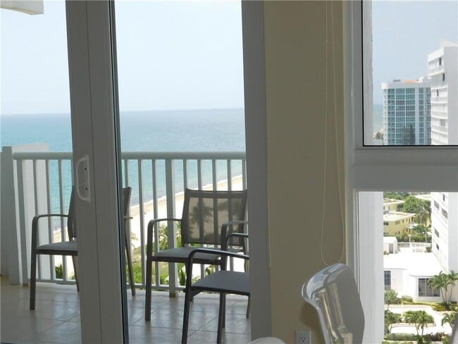Building Photo - 1370 S Ocean Blvd