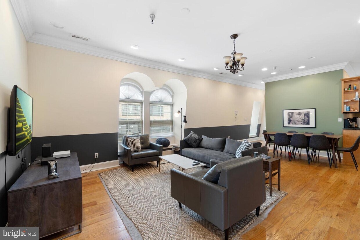 Foto principal - 113 Chestnut St