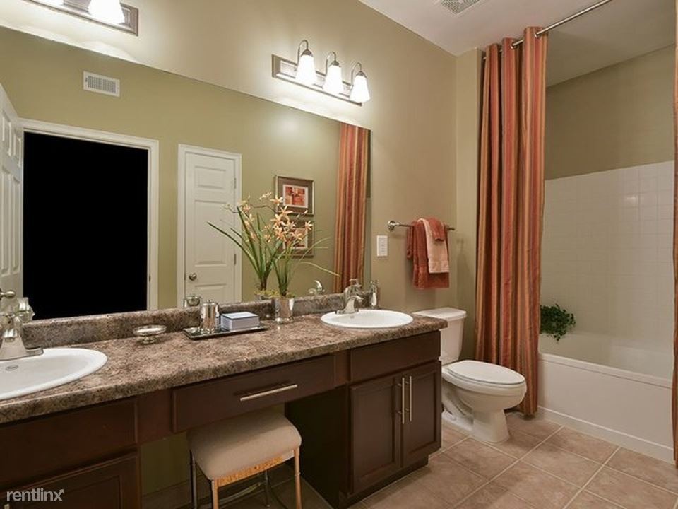 2 br, 2 bath - 1445 Monroe Dr NE Apt C18 - 2 br, 2 bath  - 1445 Monroe Dr NE Apt C18