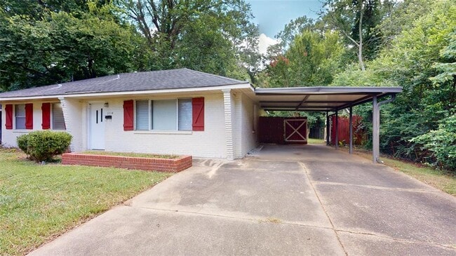 Foto del edificio - 3234 Willow Ln Dr