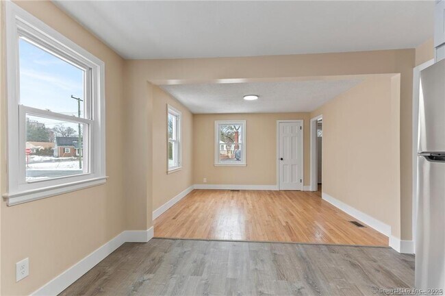 Foto del edificio - 128 Harlan St