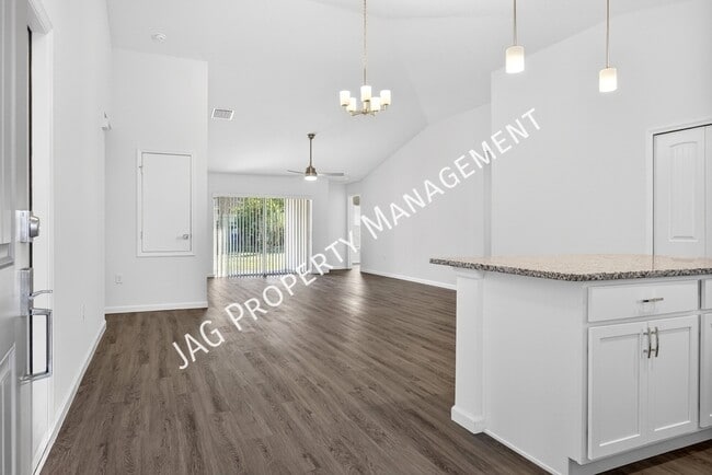 Foto del edificio - 1401 Degroodt Rd SW