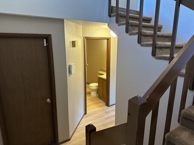 Foto del edificio - 1065 Lybarger St NE