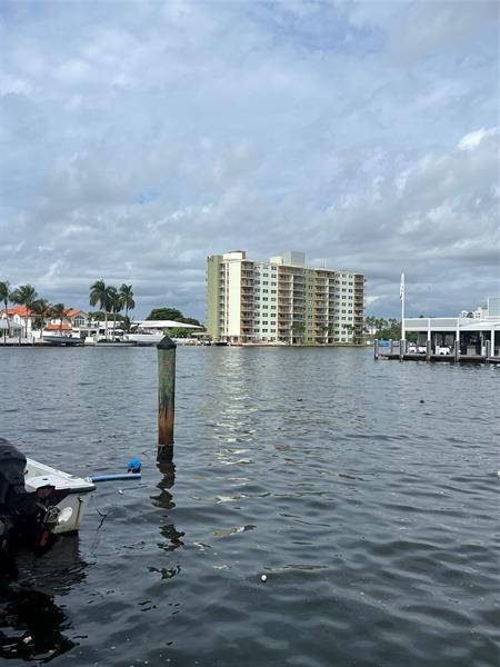 Foto del edificio - 3111 NE 29th St