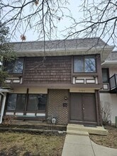 Building Photo - 5546 Carmel Dr