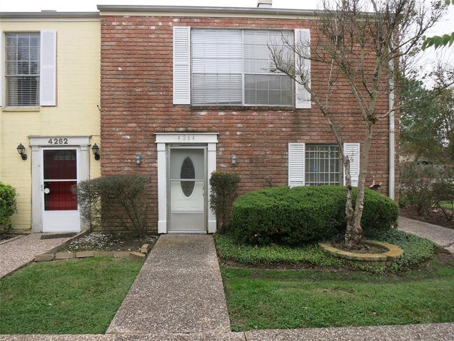 Foto del edificio - 4264 Belle Park Dr