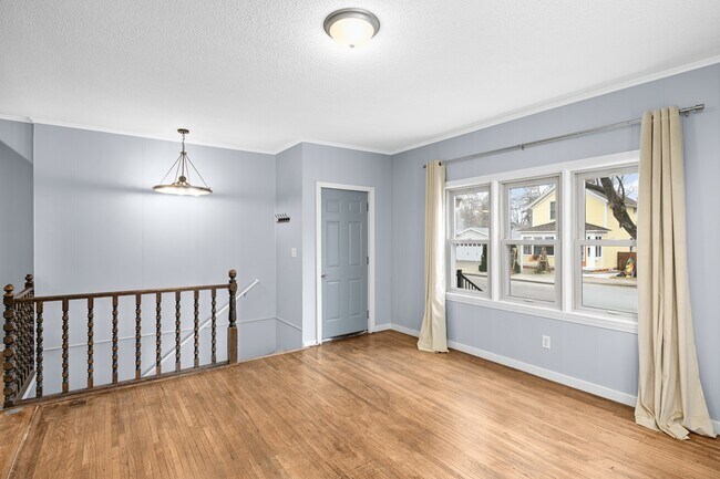 Foto del edificio - 810 4th St S