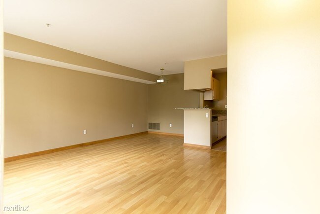 Building Photo - 2 br, 2.5 bath Condo - 22314 Cape Cod Way