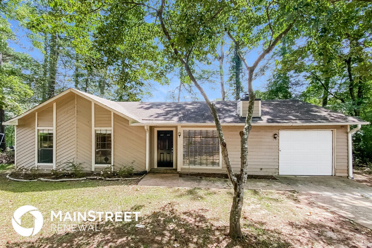 Foto principal - 8202 Winewood Ct