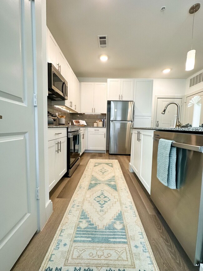 Foto del edificio - 480 Commons Dr