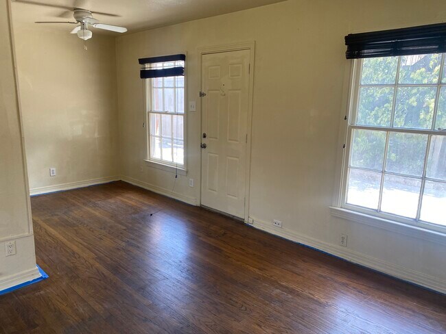Foto del edificio - 5601 Winton St