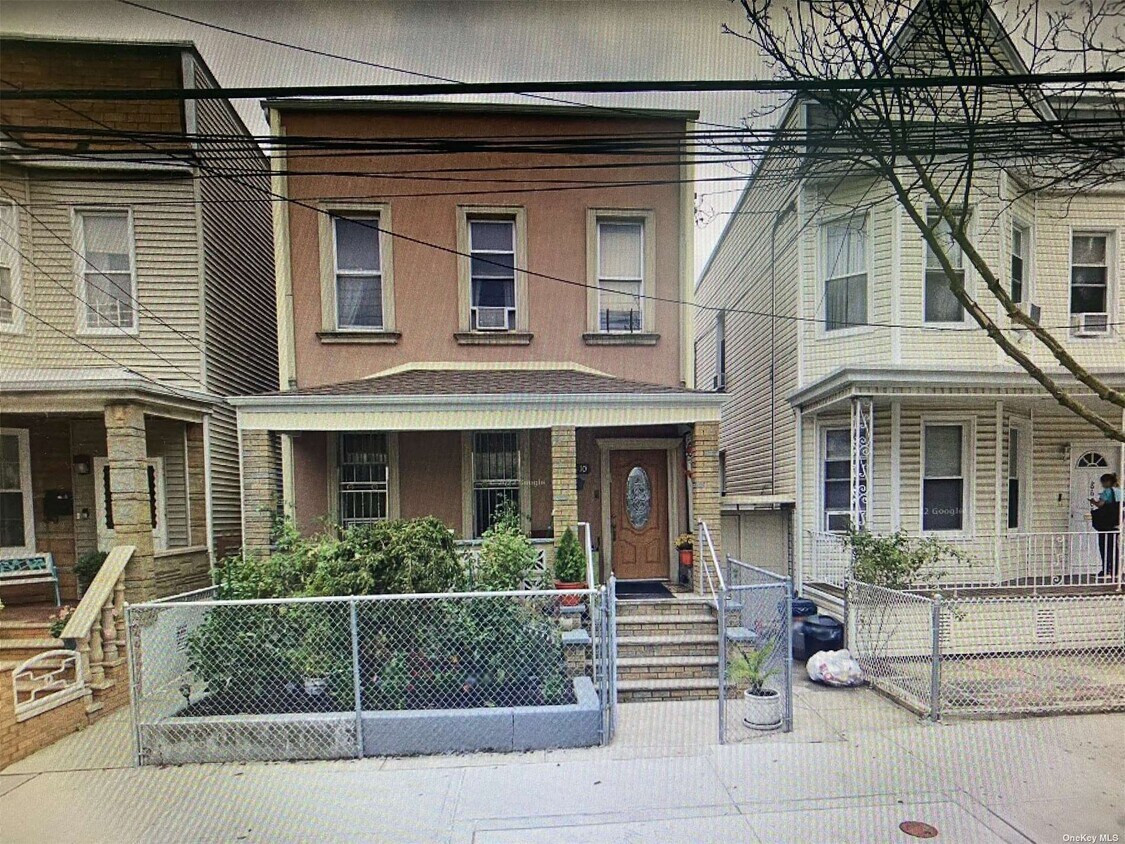 8608 76th St Unit 2nd FL, Queens, NY 11421 Apartment for Rent in