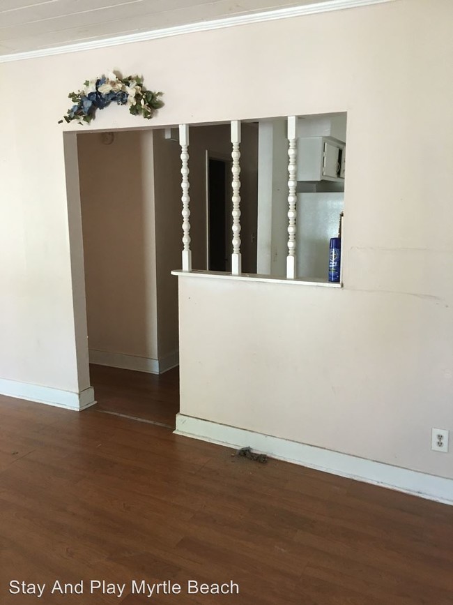 Building Photo - 2304 9th Ave