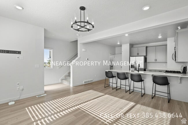 Foto del edificio - 15524 Trumpet Ln