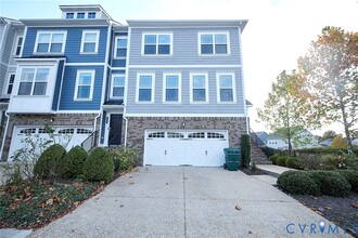 Building Photo - 11458 Hayloft Ln