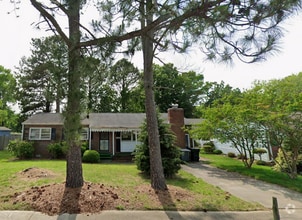 Building Photo - 103 Bowen Dr