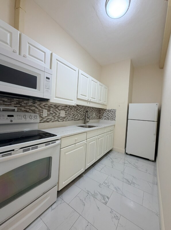 Foto del edificio - 16 Monmouth Ct