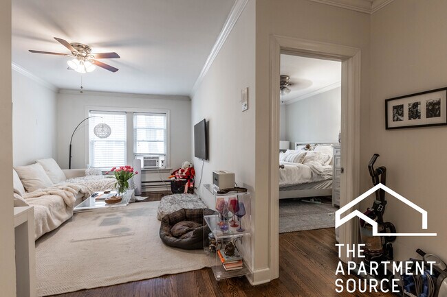 Foto del edificio - 2151 N Fremont St