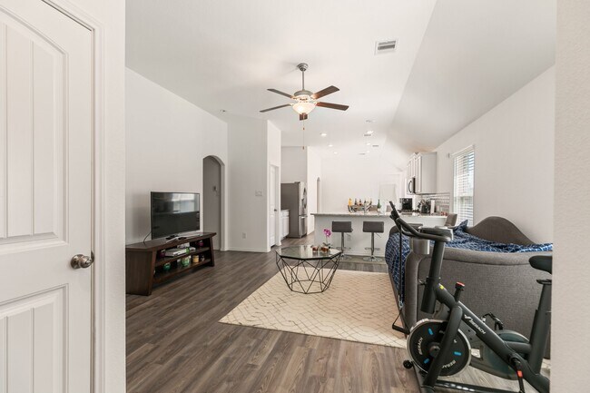 Foto del edificio - 10014 Granite Grove Ln