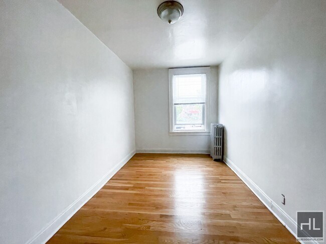 Building Photo - 63-30 Woodhaven Boulevard #2F