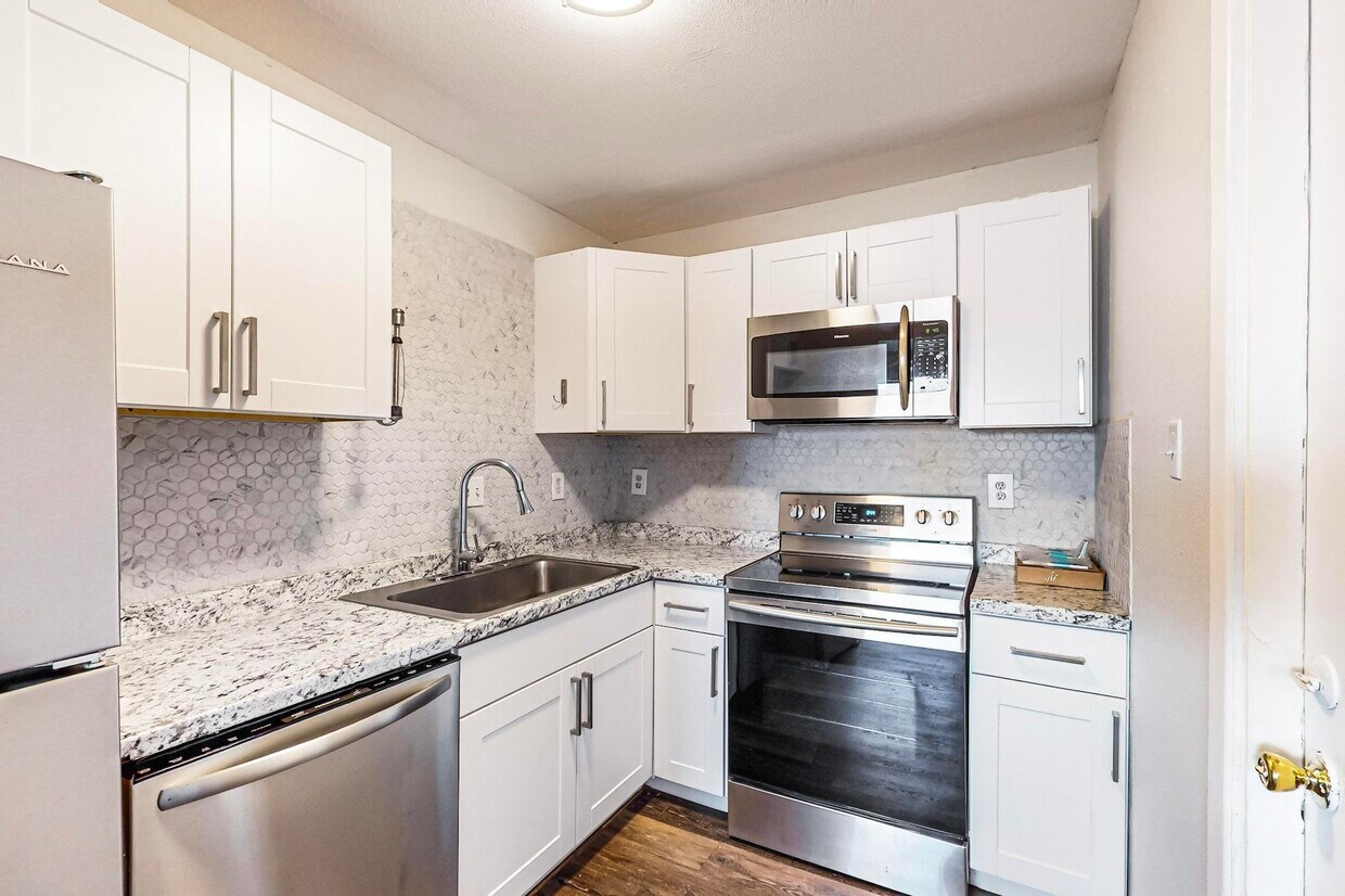 Foto principal - 707 Pleasant Manor Ave