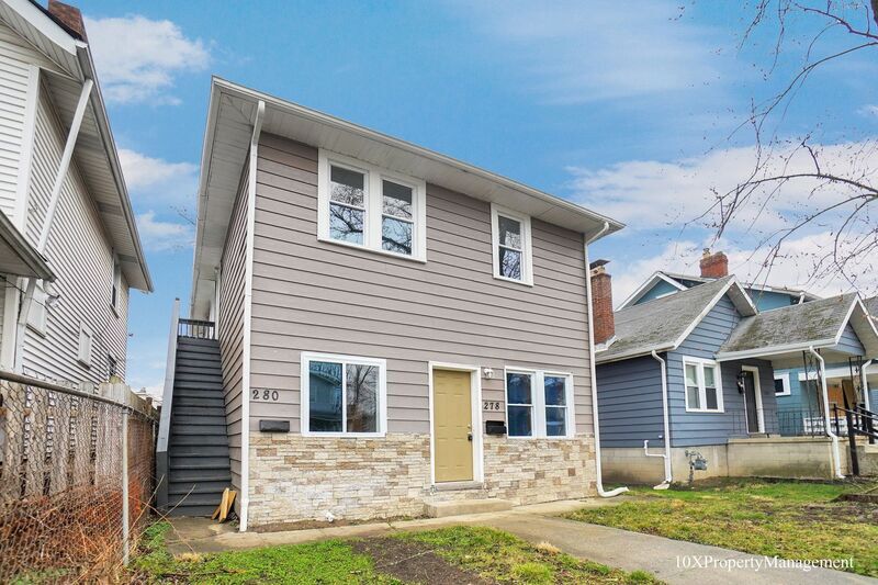 Primary Photo - 280 S Warren Ave
