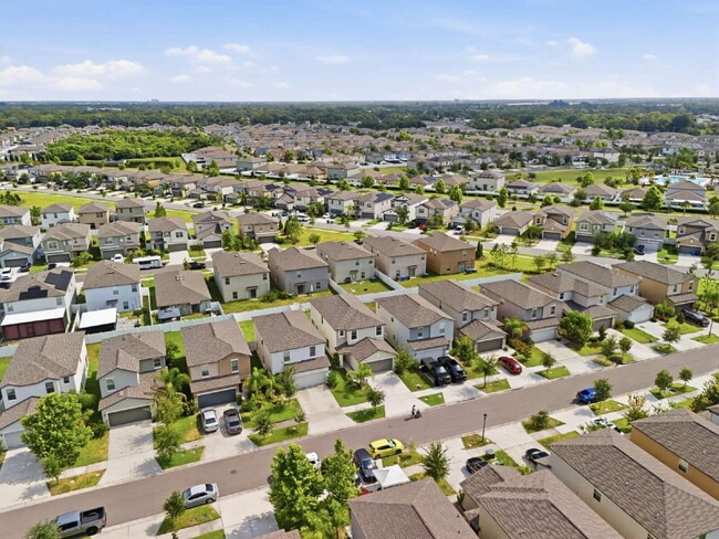 Building Photo - 7023 Samuel Ivy Dr