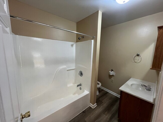 Foto del edificio - 1738 Morton St