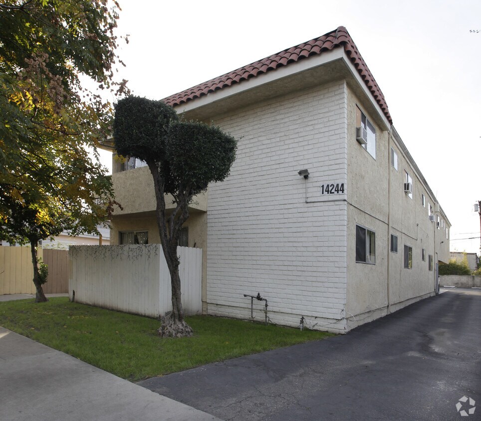 Primary Photo - Erwin Apartments