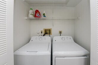 Savannah Place Apartments and Townhomes photo'