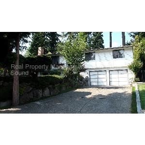 Primary Photo - A Wonderful Split Level Home Available Now !!