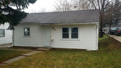Building Photo - 5041 N 50th St