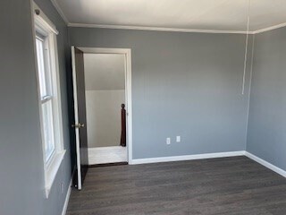 Building Photo - 8 Lane