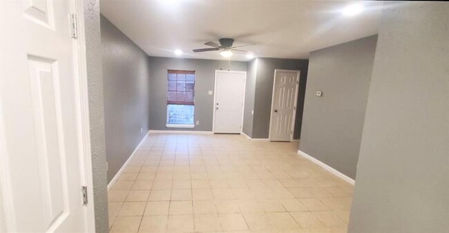 Foto del edificio - 12311 Ormandy St