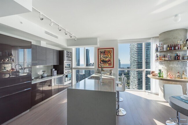 Foto del edificio - 1080 Brickell Ave