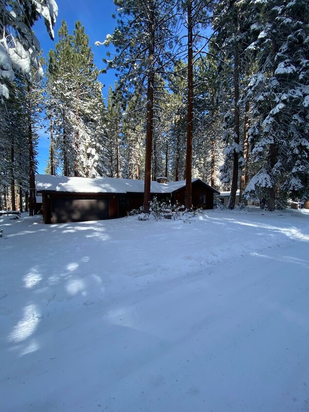150 Ponderosa Dr, Zephyr Cove, NV 89448 House Rental in Zephyr Cove, NV