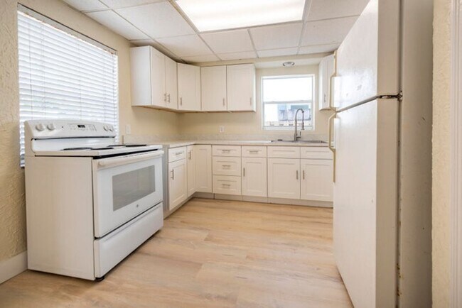 Foto del edificio - 412 SE 17th St