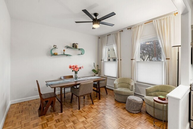 Foto del edificio - 133 Webster Ave
