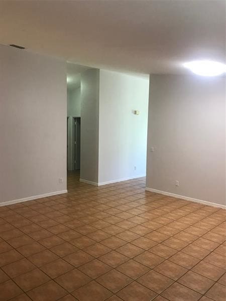 Building Photo - 452 Webster Ave