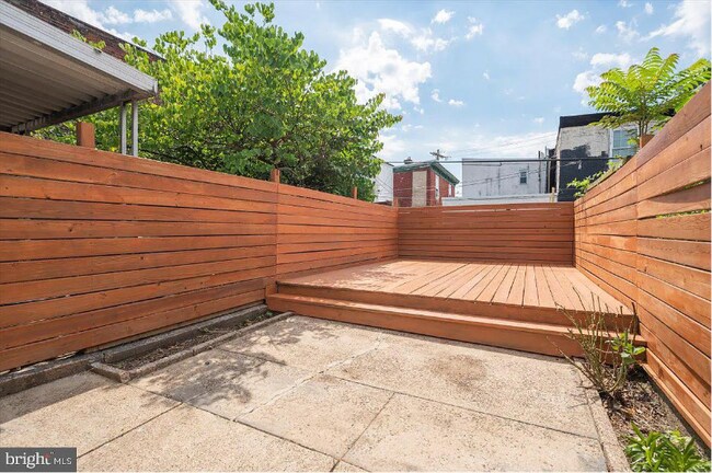 Building Photo - 2655 Braddock St