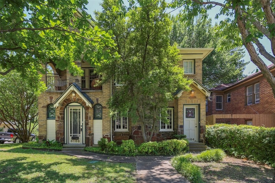 Foto principal - 6166 Oram St