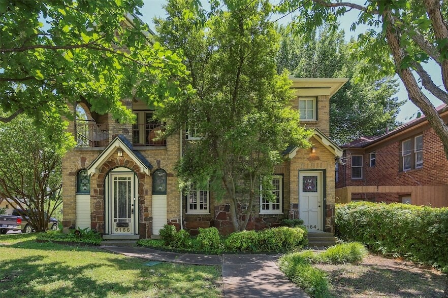 Photo - 6166 Oram Street Unit